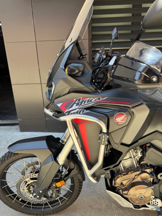 Honda CRF 1100 DCT Africa Twin Negra/Roja