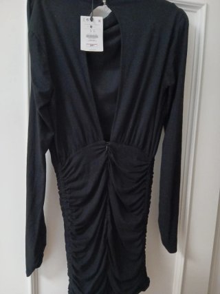 Vestido negro manga larga