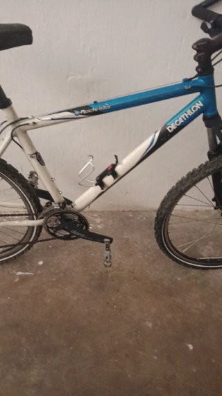 Bicicleta Decathlon Rockrider Blanca/Azul