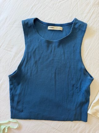 Lote 4 Tops Pull&Bear Talla S