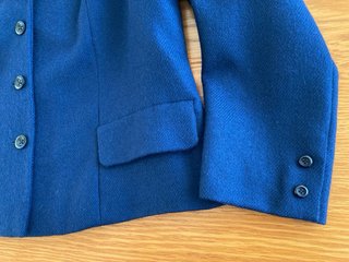 Traje de lana modista chaqueta y falda azul T 46