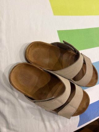 Sandalias Clarks Beige/Marrón