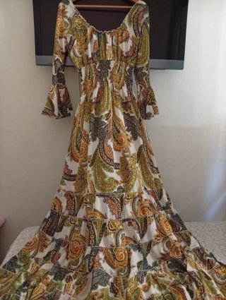 Vestido largo estampado paisley