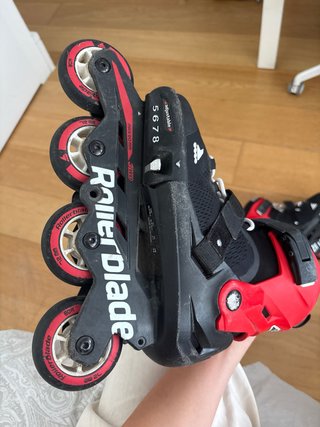 Patines Rollerblade Rojos y Negros