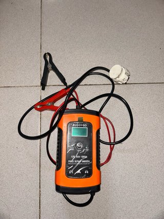 Cargador Baterías 12V 4Ah-100Ah