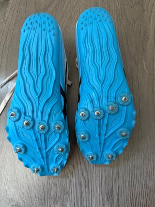 Zapatillas clavos atletismo