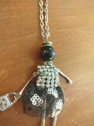 Collana donna ciondolo bambola