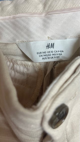 Traje blanco roto con chaleco y corbata azul T. 10
