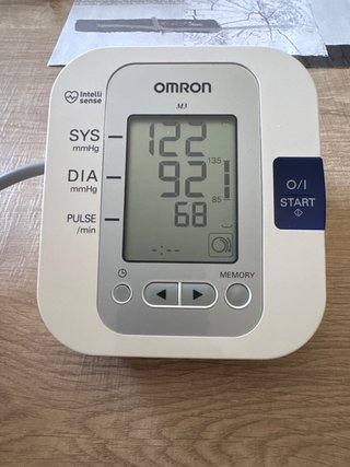 Tensiometro Omrom M3