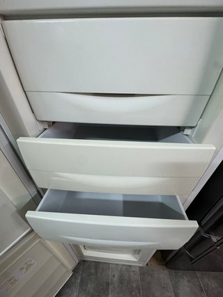 Congelador vertical new pol 185 cm 8 cajones