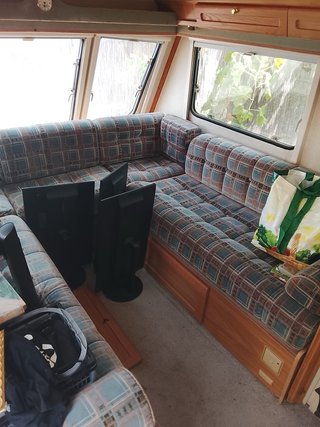 Lunar Delta 610-4 Caravana