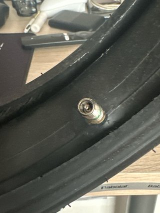 Ruedas macizas patinete eléctrico