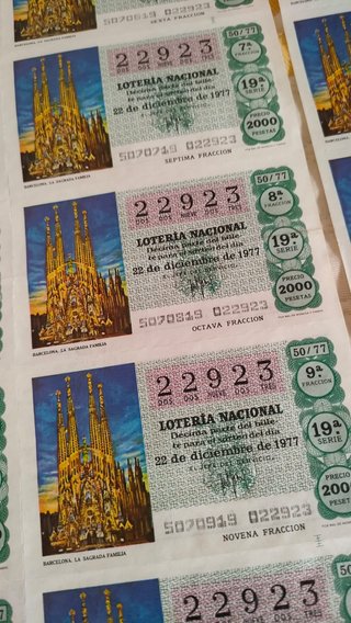 2 Billetes Lotería Nacional 1977