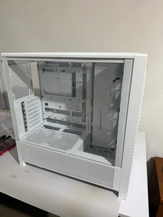 Torre Corsair 4000D Blanca + 3 Ventiladores