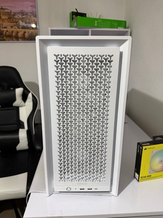 Torre Corsair 4000D Blanca + 3 Ventiladores