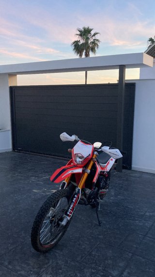 Rieju MRT Pro Enduro Roja y Blanca