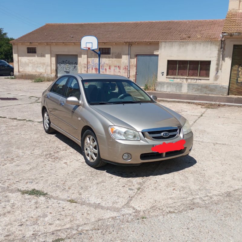 KIA Cerato 2007 - foto 1