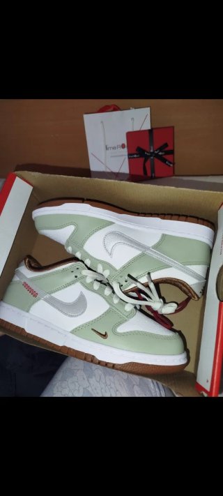 Nike Dunk Low Year of the Snake