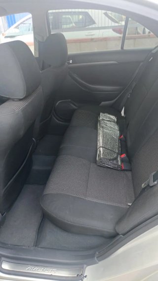 Toyota Avensis 2006