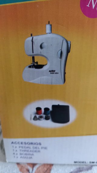Máquina de coser Michley La Puntada Doble