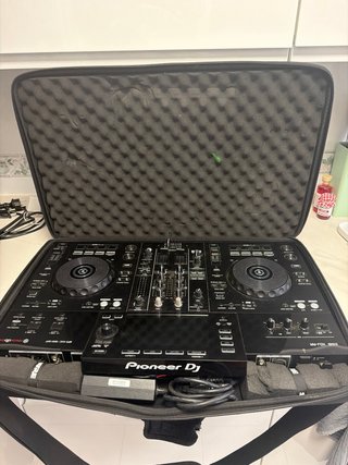 Mesa de mezclas Pioneer XDJ-RR