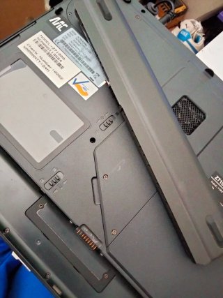 Portátil ASUS Z7100A Notebook