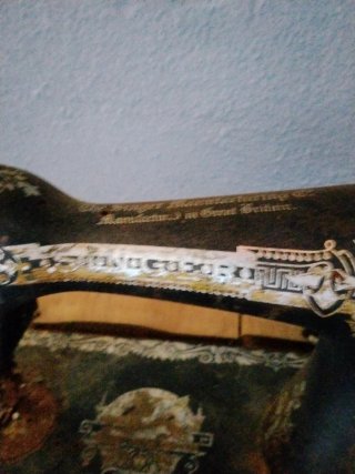 Máquina de coser antigua