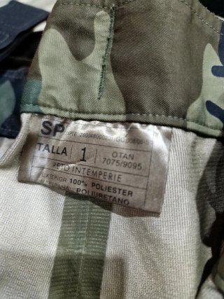 Ropa militar OTAN conjunto entero original
