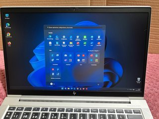 HP EliteBook 835 G8 Plata