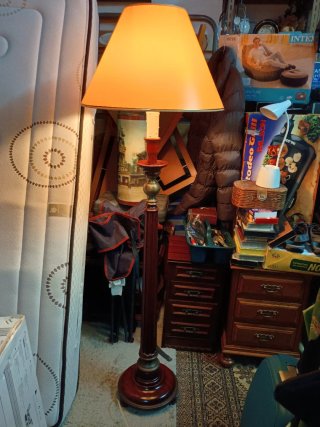 Lámpara de pie vintage madera maciza