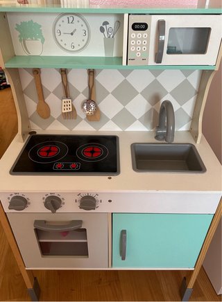 Cocina de madera para niños