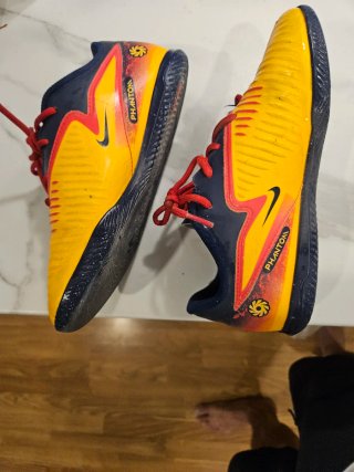 Zapatillas Nike Fútbol Talla 34
