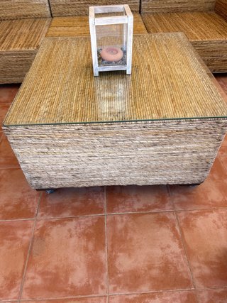 Conjunto de mimbre para jardín
