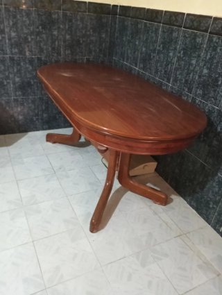 Se regala Mesa extensible de madera