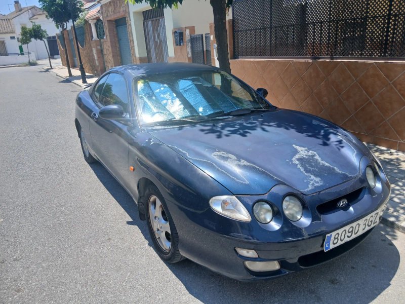 Hyundai Coupe 2001 - foto 1
