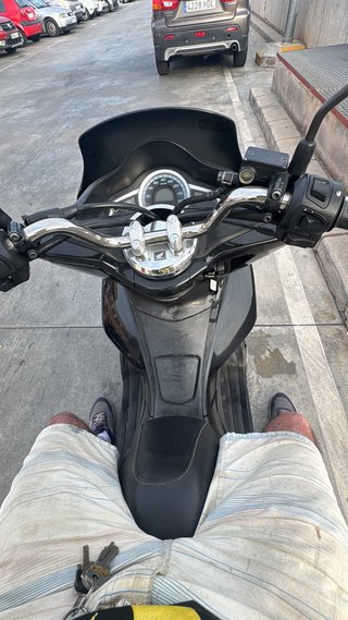 Honda PCX 125 Negra Scooter