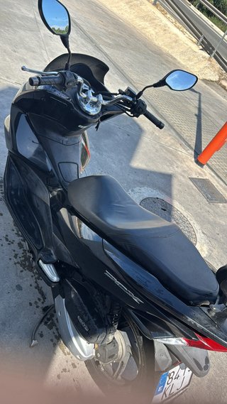 Honda PCX 125 Negra Scooter