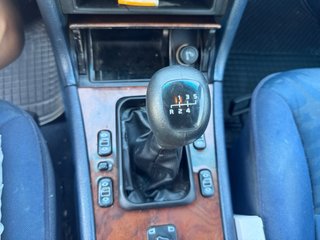 Mercedes-Benz Clase E 300D 1995