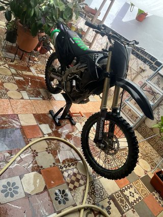 Kawasaki 250 4t Enduro/Motocross Negra
