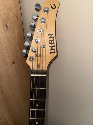 Guitarra Eléctrica IMAN Blanca