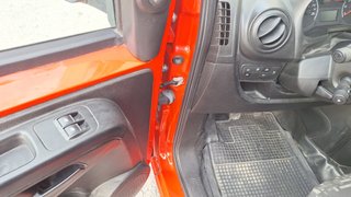 FIAT Fiorino 2015 con puerta lateral
