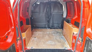 FIAT Fiorino 2015 con puerta lateral