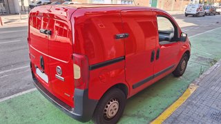FIAT Fiorino 2015 con puerta lateral
