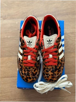 Adidas Samba OG Leopardo Rojo EU 39