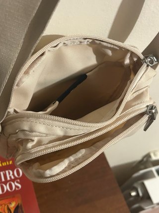 Bolso Calvin Klein beige pequeño