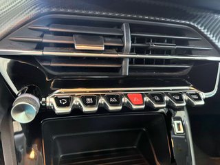 PEUGEOT 2008 Active Pack Puretech 100 SS BVM6