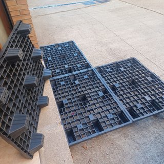Palets nuevos pvc. Ideal avancé Camping, almacén..