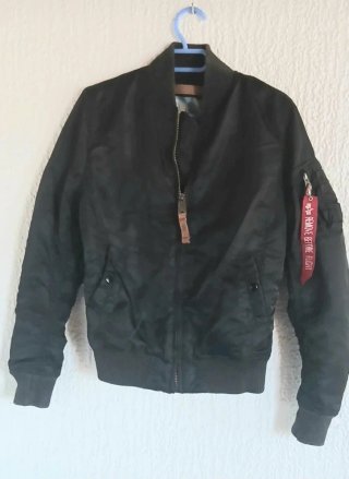 Chaqueta Alpha Industries Negra