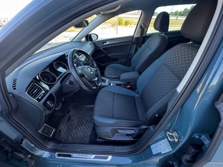 Volkswagen Golf IQ.Drive 2019