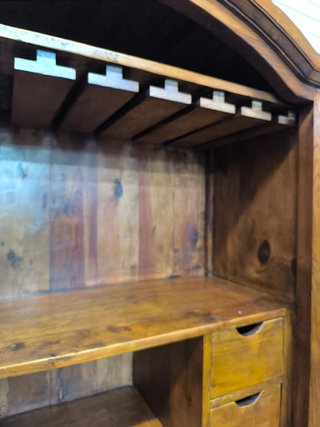 Armario. Mueble Bar. Alacena. Madera